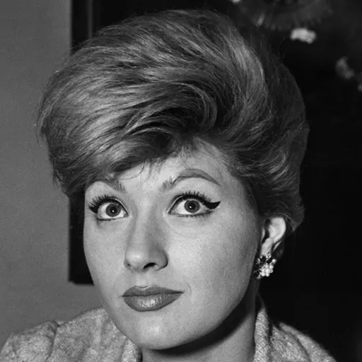 Helga Liné