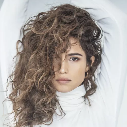 Nanda Costa