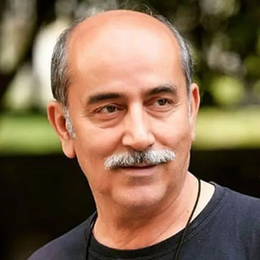 مهرداد فلاحتگر