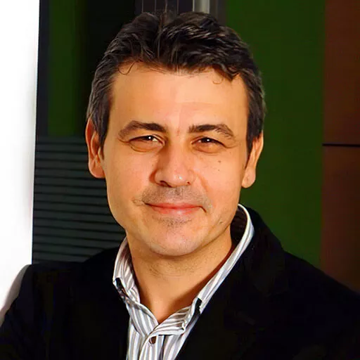 Ersan Özer