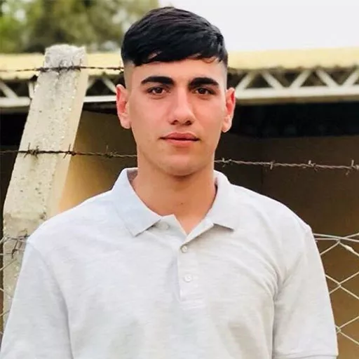 بوراک آکیوز