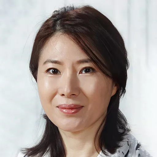 Hwang Young-Hee