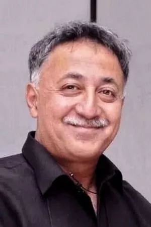 منصور خان