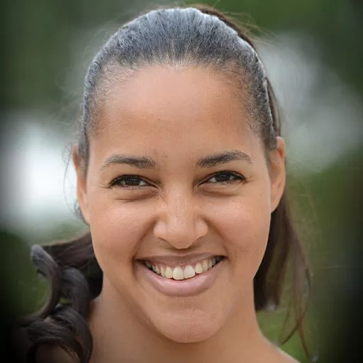 Cassandra Steen