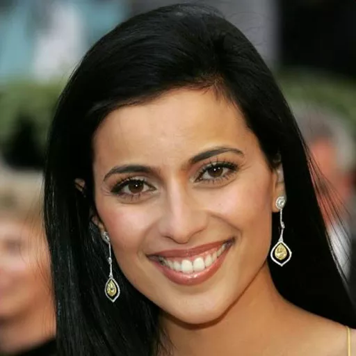 Bahar Soomek