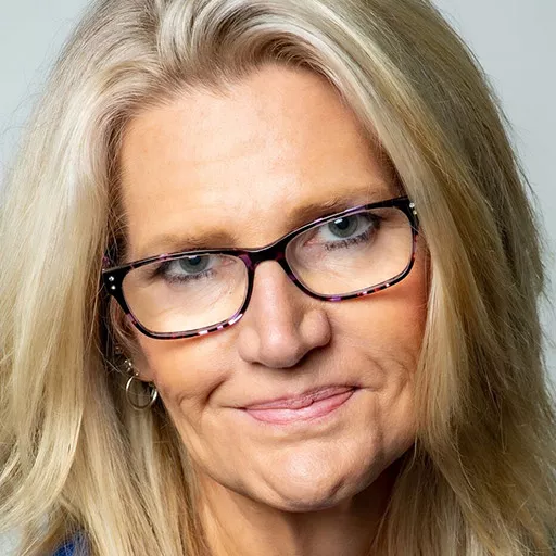 Debbie J Wright