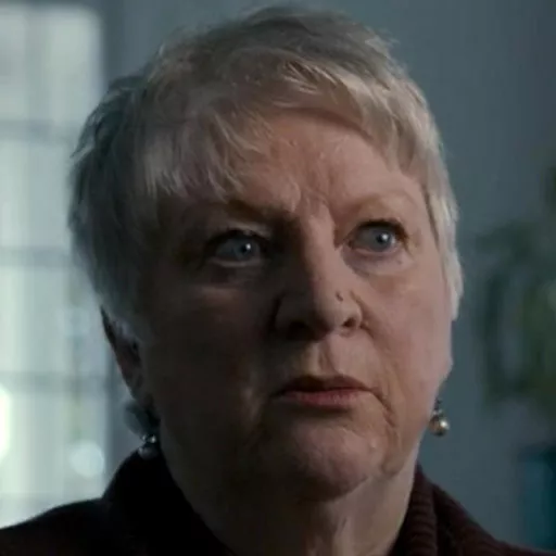 Lyn Overton