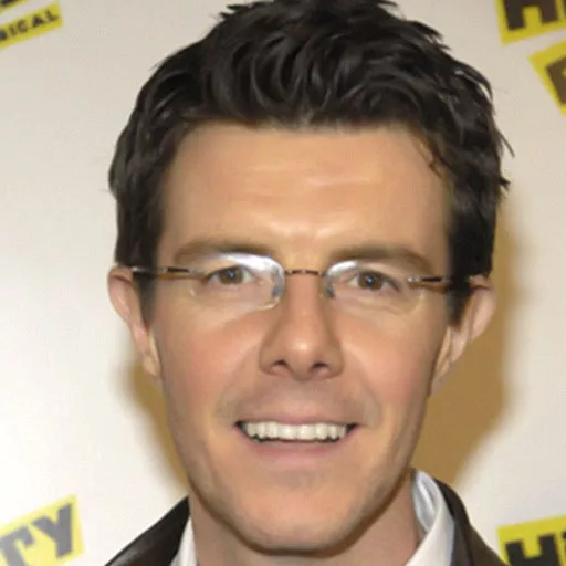Gavin Lee