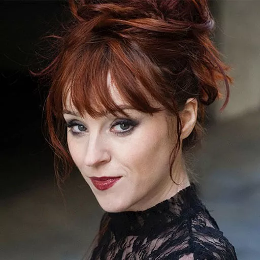 Ruth Connell