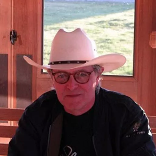 Lloyd Fonvielle