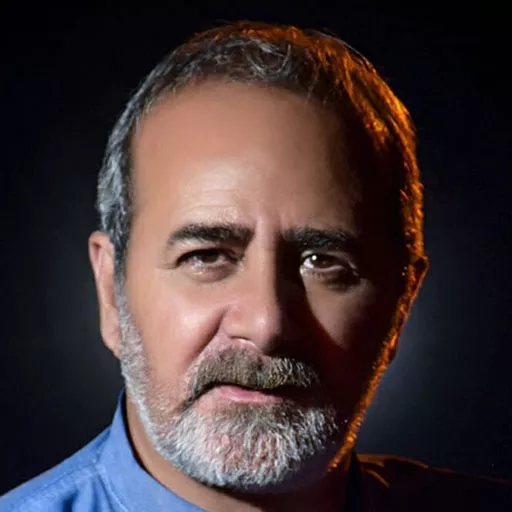 هادی افتخارزاده