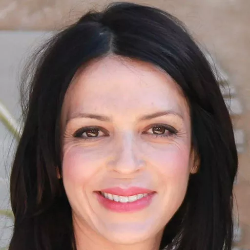 Latifa Ouaou