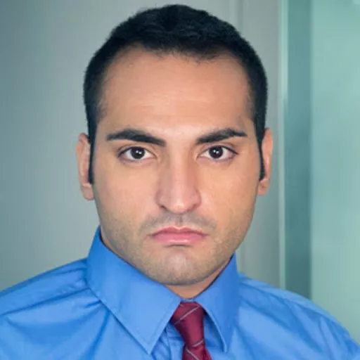 امید زادر