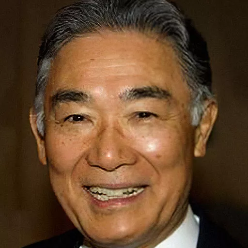 Robert Ito