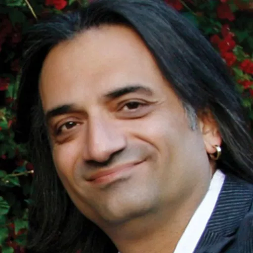 ری جیاراتانا