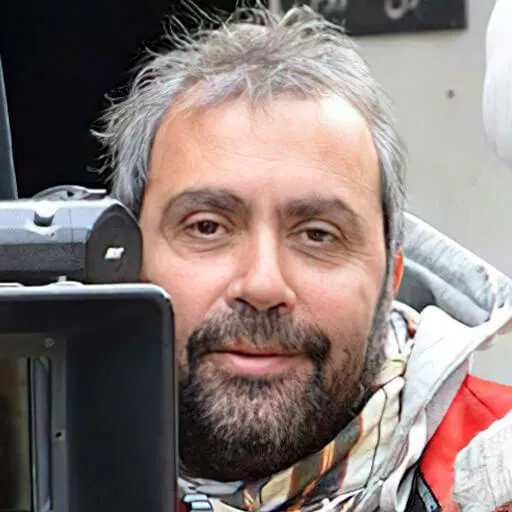 کامیار فاروقی