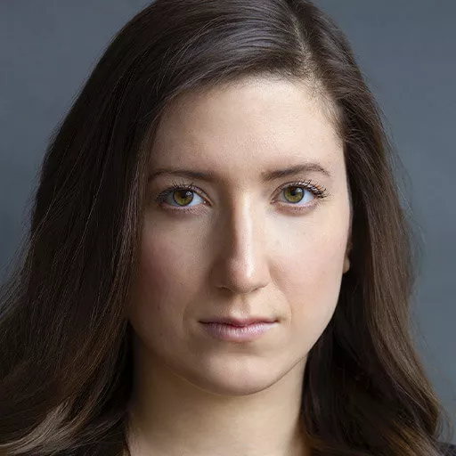Lara Zaluski
