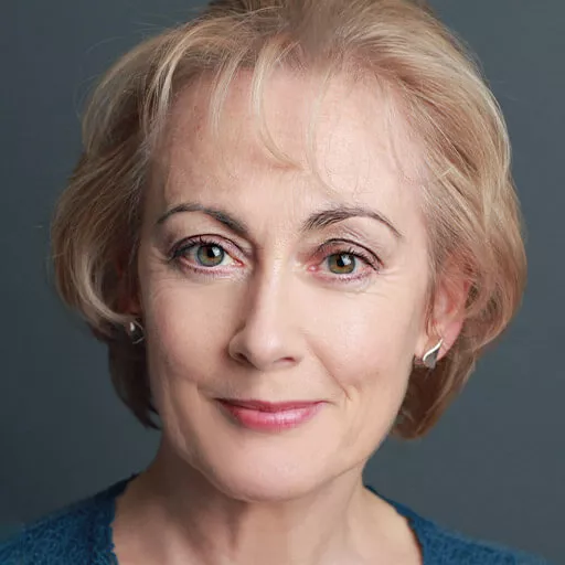 Paula Wilcox