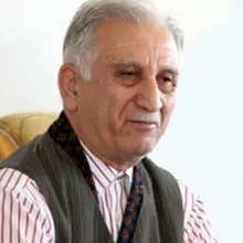 انوش نصر