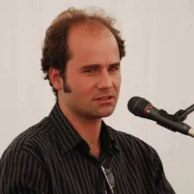 رابرت گلیا