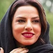 مونا داوودنژاد