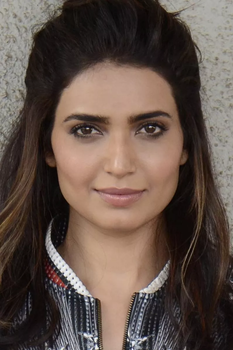 کاریشما تانا