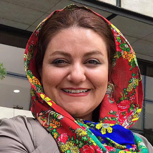 آذر نجیبی