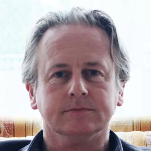 Dony MacManus