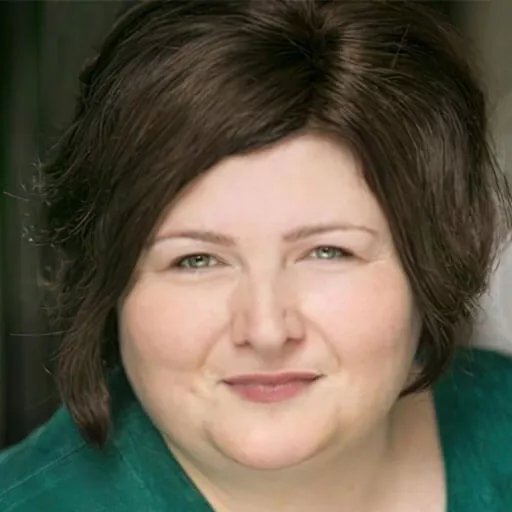 Sally Plumb