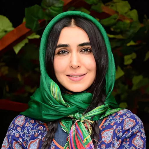 نسیم میرزاده