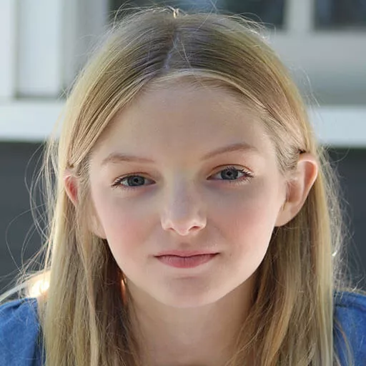 Lucy Holt