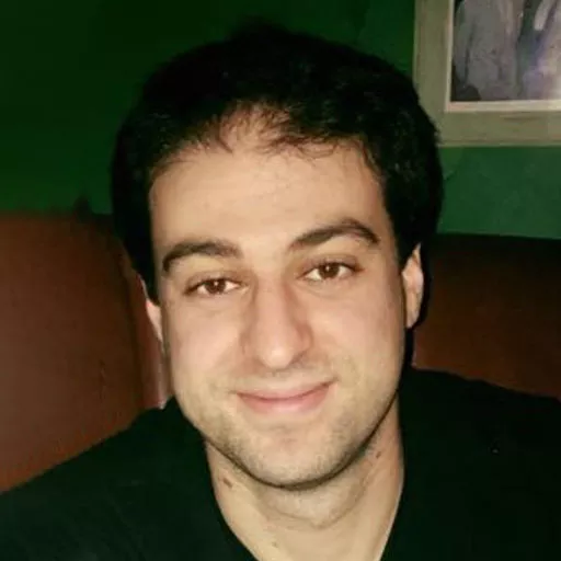 دان بنامور