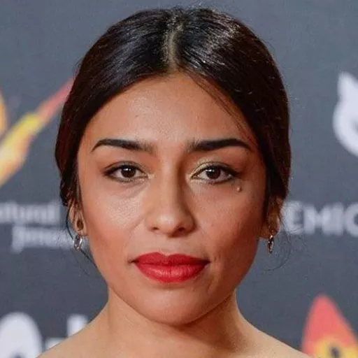 Adriana Paz
