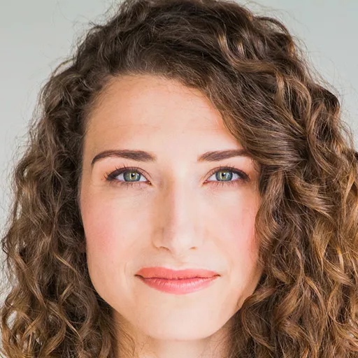 Konstantina Mantelos