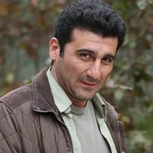 آرش فلاحت پیشه