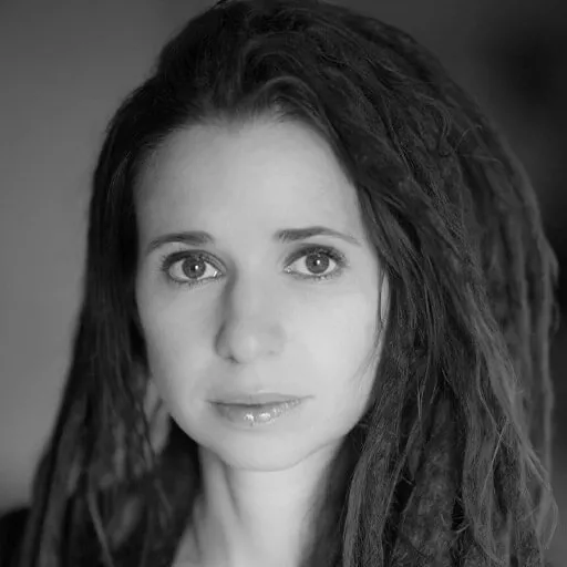 Christina Clusiau