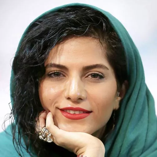 مروارید کاشیان