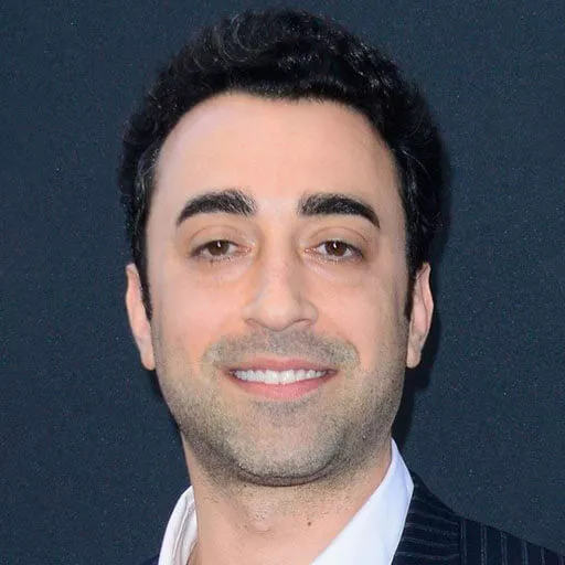 ایتان راکاوی