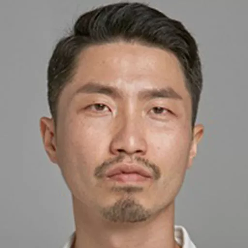 Sang-Pyo Hong