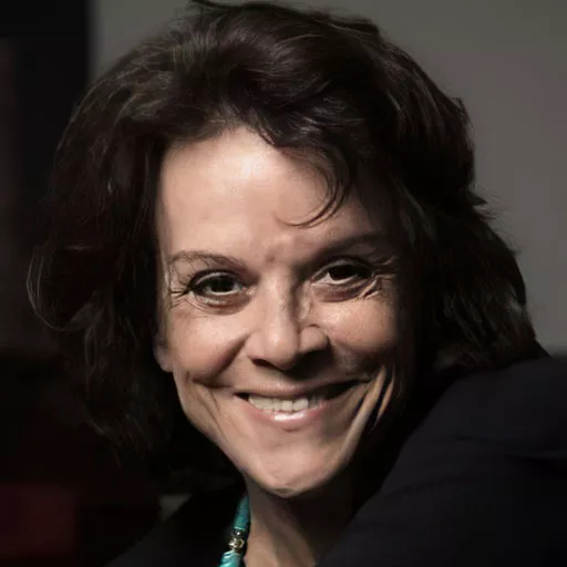 Clarisse Abujamra
