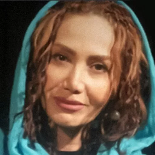 نرگس صفدریان