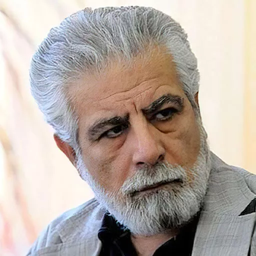 منوچهر شاهسواری