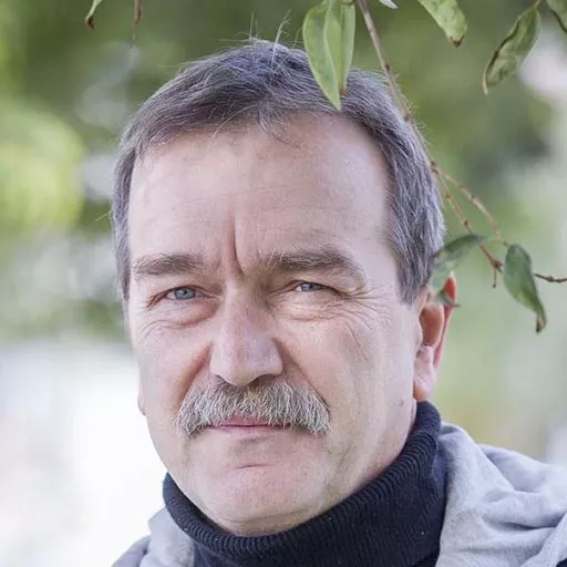 Cem Kurtoglu