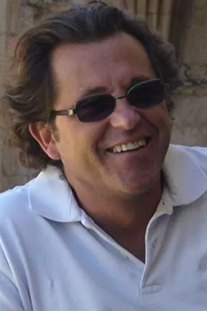 خوزه لوئیس اسکولار