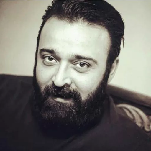 احسان منصوری