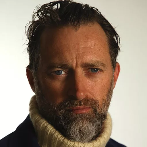 Piers Leigh