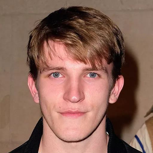 Ewan Mitchell