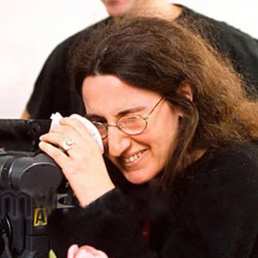 Valia Santella
