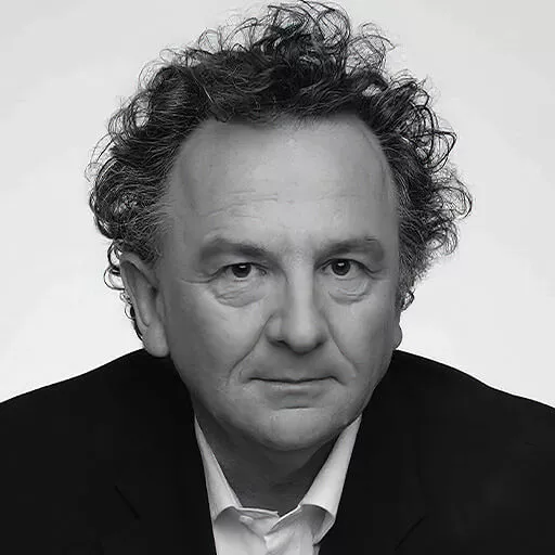 Louis Nowra