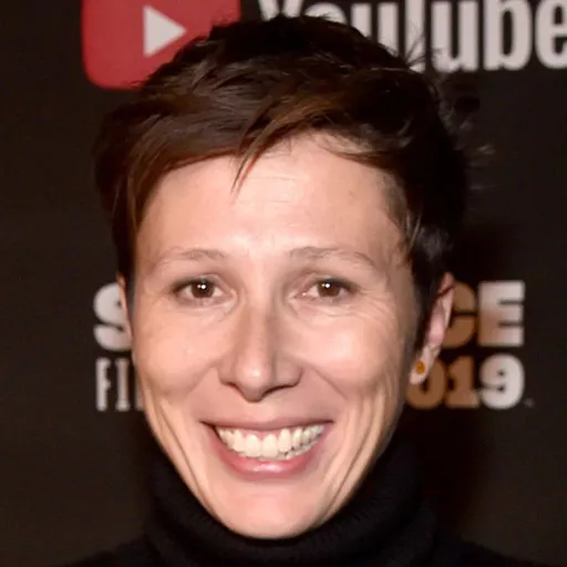 Suzanne Andrews Correa
